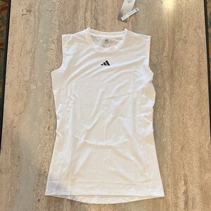 Adidas Women’s sleeveless shirt tank muscle shirt techfit large NWT